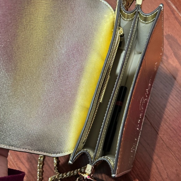 Gold metallic Tory Burch purse - Picture 4 of 4